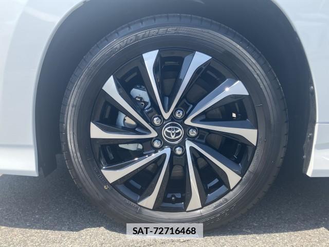 Toyota NOAH 2026-01 7817021-17