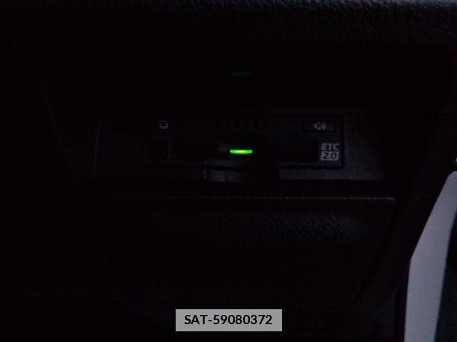 Toyota NOAH 2020-11 7817066-17