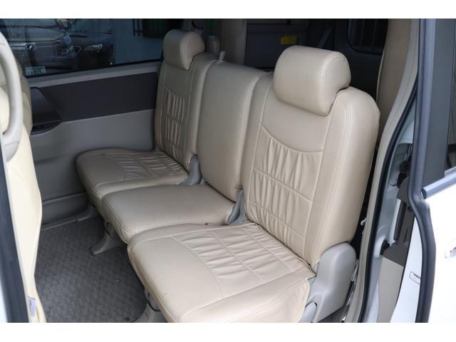 Toyota NOAH 2007-09 7817612-11