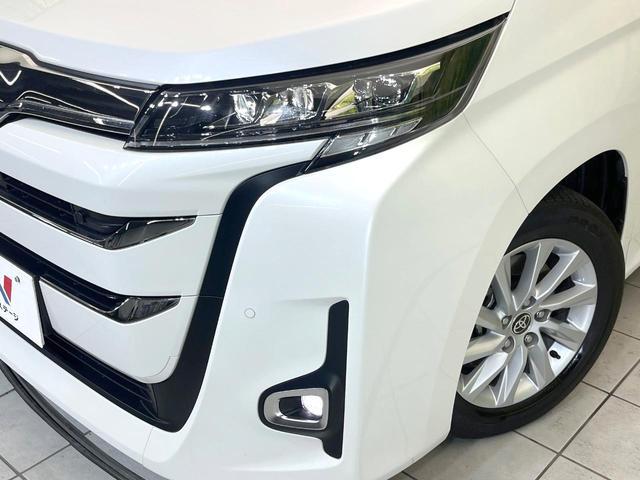 Toyota NOAH 2023-10 7818093-12