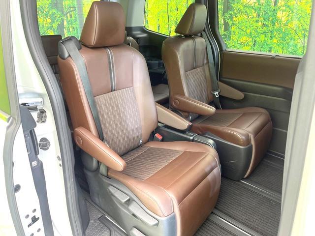 Toyota NOAH 2023-10 7818093-8