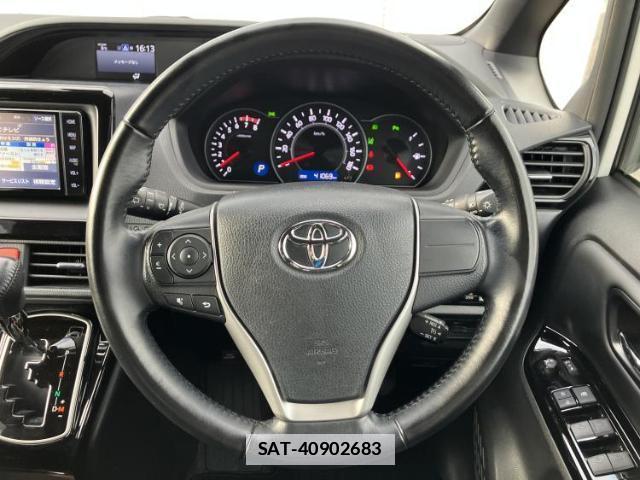 Toyota NOAH 2021-03 7818151-14