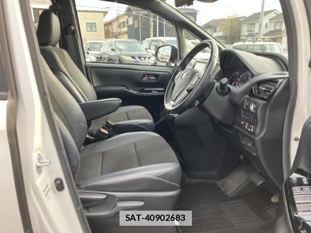 Toyota NOAH 2021-03 7818151-3