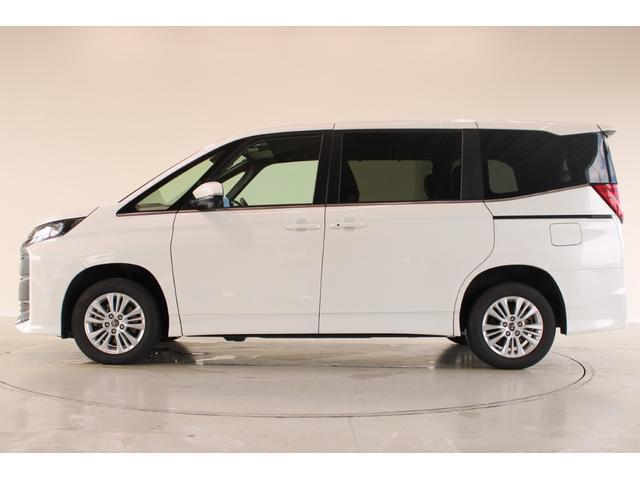Toyota NOAH 2024-07 7818176-3