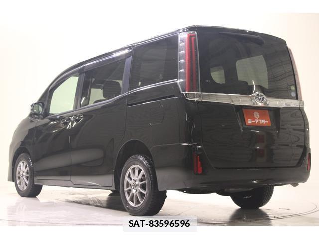 Toyota NOAH 2018-07 7818181-1