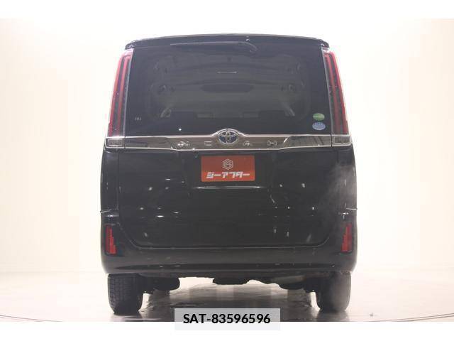 Toyota NOAH 2018-07 7818181-12