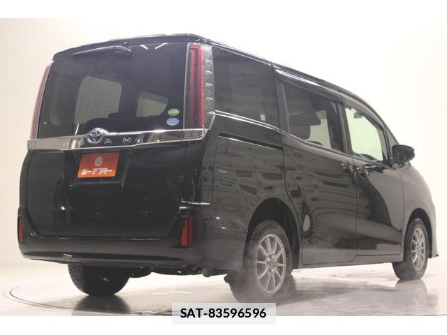Toyota NOAH 2018-07 7818181-13