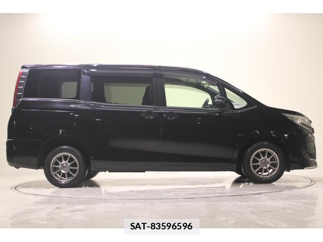 Toyota NOAH 2018-07 7818181-14