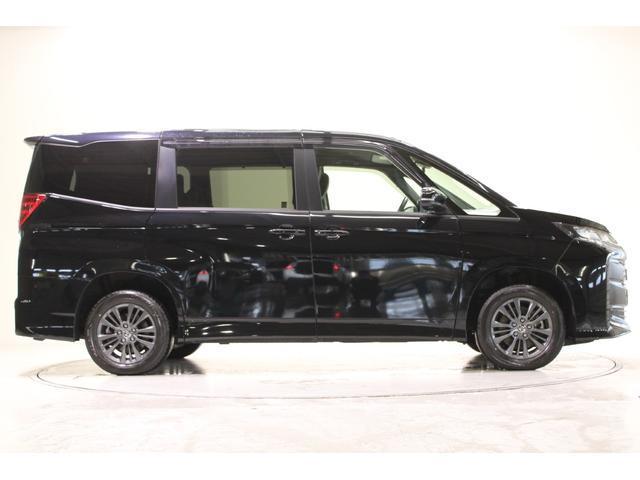 Toyota NOAH 2023-03 7818183-13