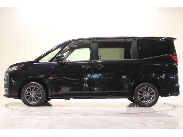 Toyota NOAH 2023-03 7818183-3