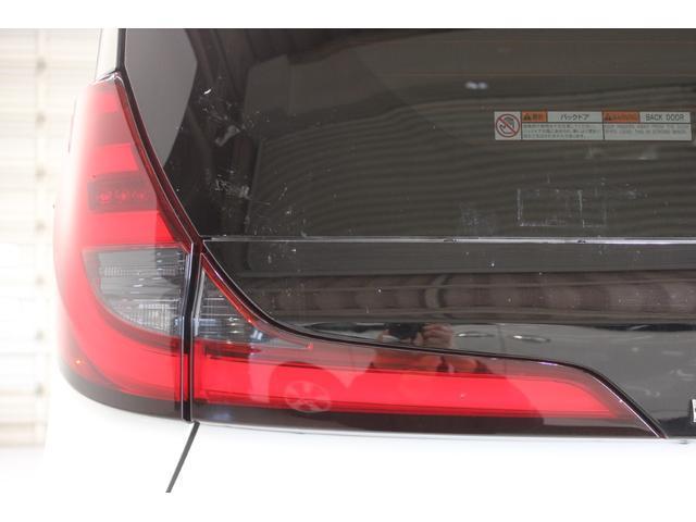 Toyota NOAH 2023-01 7818184-13