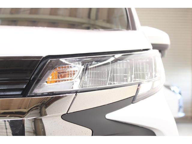 Toyota NOAH 2023-01 7818184-15