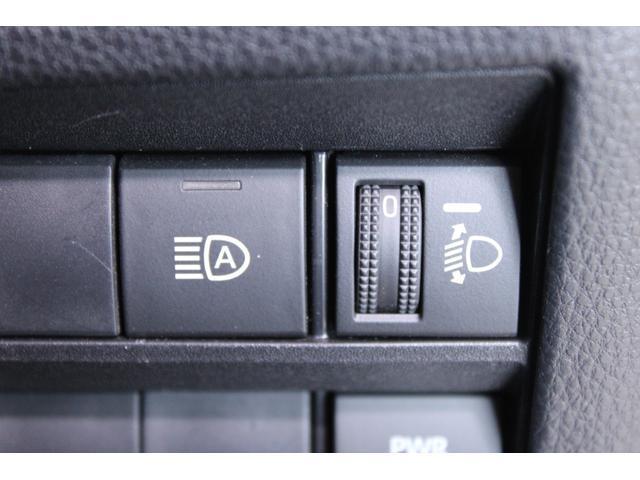 Toyota NOAH 2023-01 7818184-6