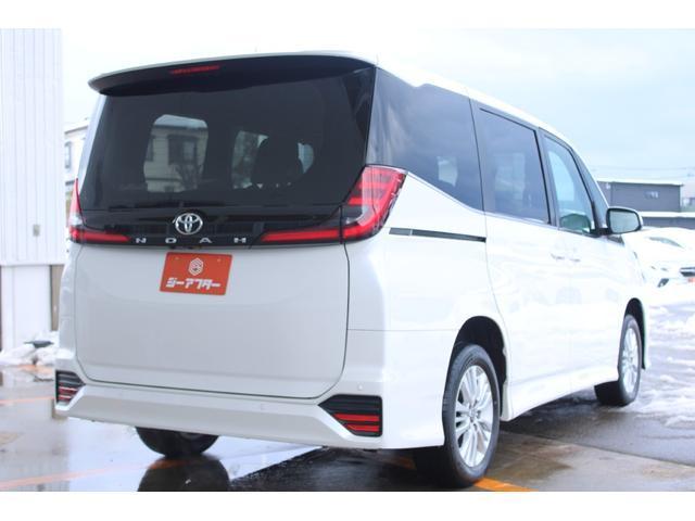 Toyota NOAH 2023-01 7818185-1