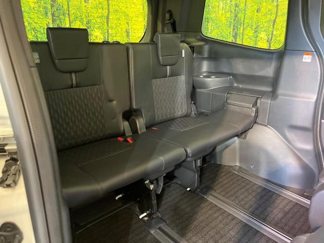Toyota NOAH 2023-05 7818438-9