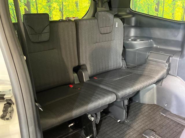 Toyota NOAH 2022-02 7818440-10