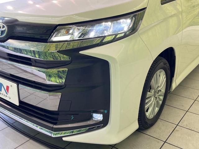 Toyota NOAH 2022-02 7818440-13