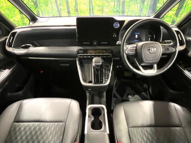 Toyota NOAH 2022-11 7818961-1