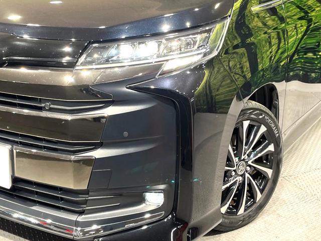 Toyota NOAH 2022-11 7818961-11