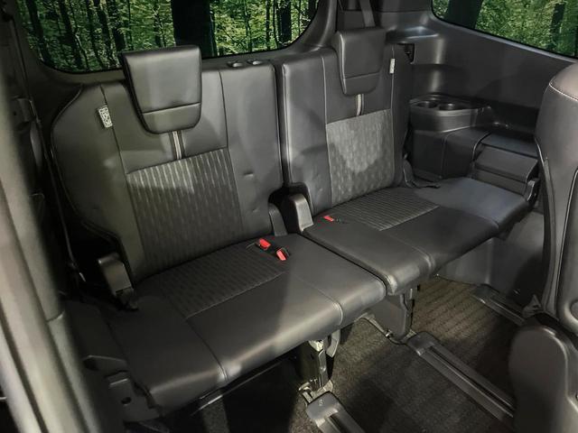 Toyota NOAH 2022-11 7818961-9