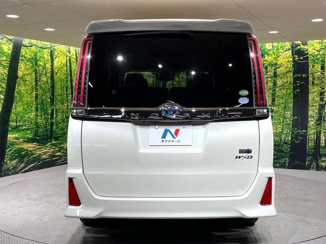 Toyota NOAH 2018-08 7818968-14