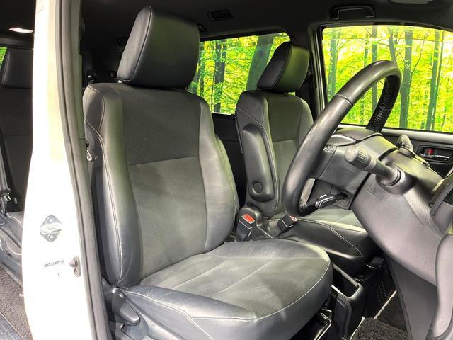 Toyota NOAH 2018-08 7818968-7