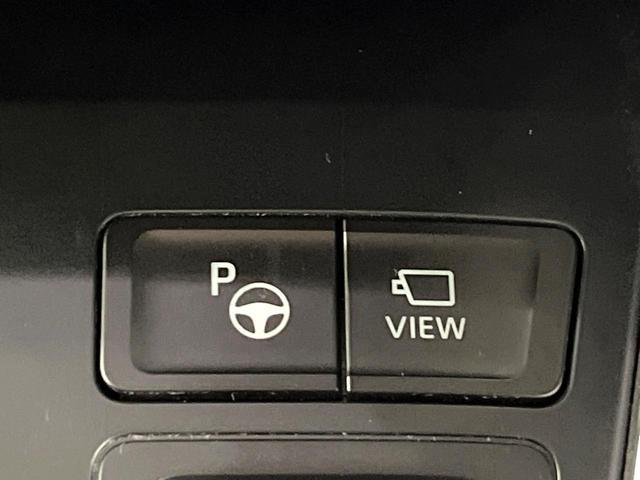 Toyota NOAH 2022-06 7818969-5