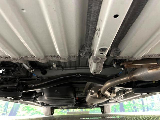 Toyota NOAH 2023-07 7818978-19