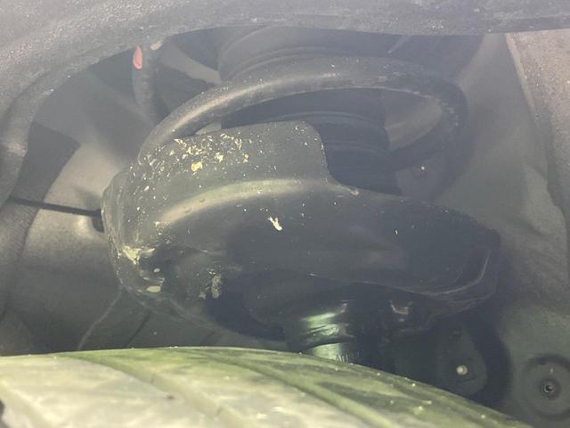 Toyota NOAH 2024-12 7819354-19