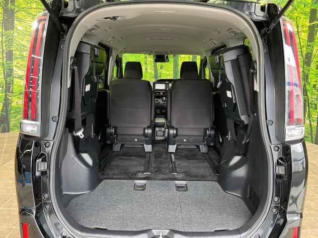 Toyota NOAH 2018-04 7819358-10