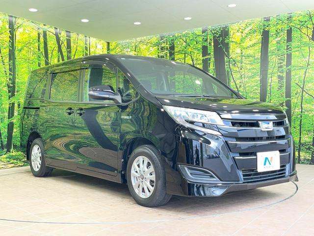 Toyota NOAH 2018-04 7819358-16