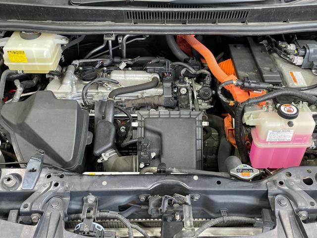 Toyota NOAH 2018-04 7819358-17