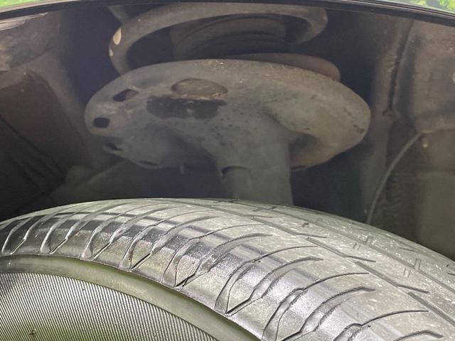 Toyota NOAH 2018-04 7819358-19
