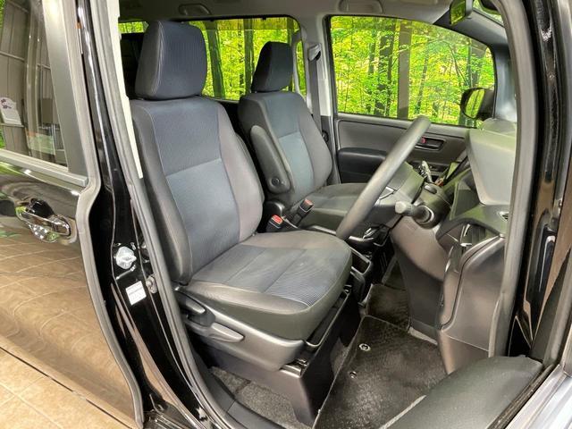 Toyota NOAH 2018-04 7819358-7