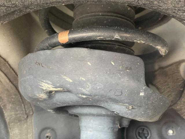 Toyota NOAH 2024-04 7819367-19