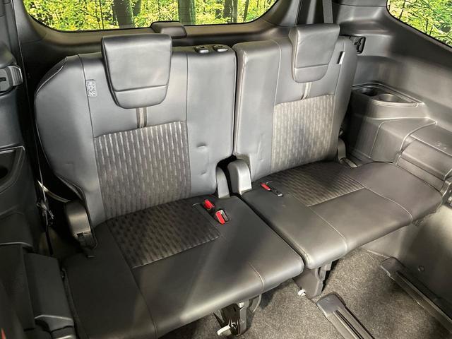 Toyota NOAH 2024-04 7819367-9