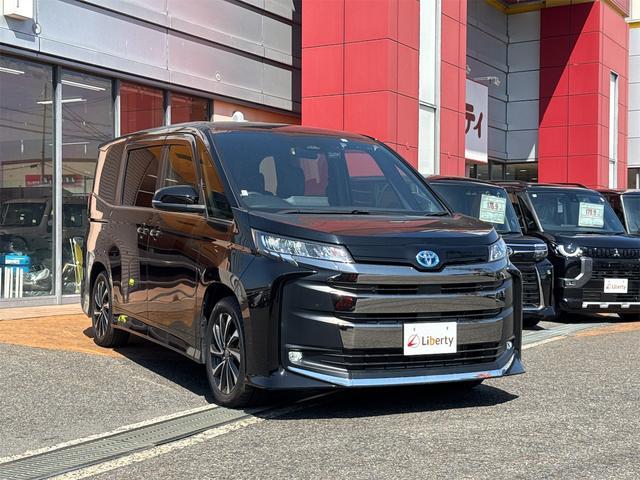Toyota NOAH 2022-10 7819495-16