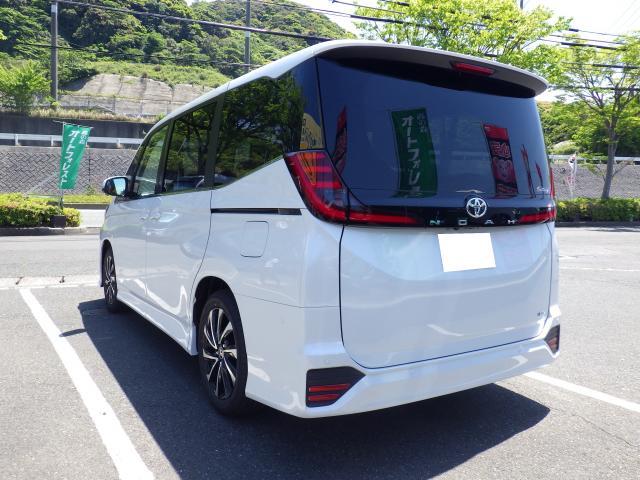 Toyota NOAH 2026-04 7819561-6