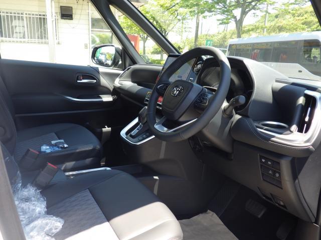 Toyota NOAH 2026-04 7819561-8