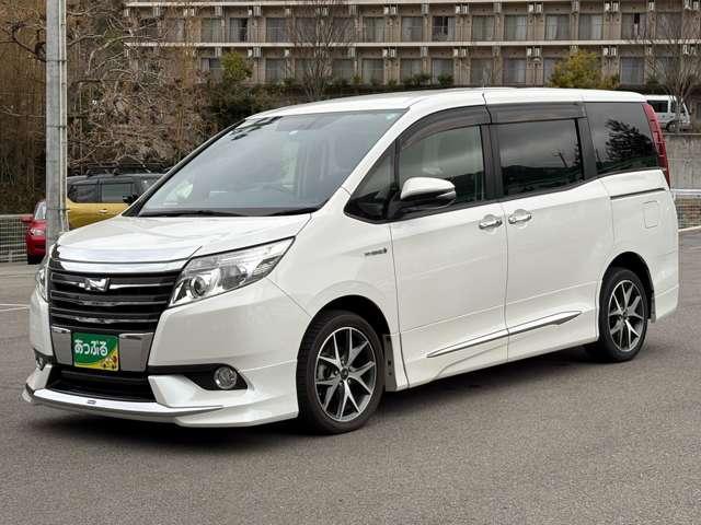 Toyota NOAH 2014-06 7819611-7