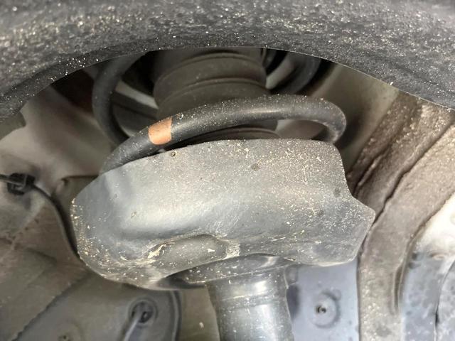 Toyota NOAH 2023-09 7819816-19