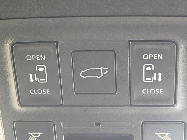 Toyota NOAH 2023-09 7819816-6