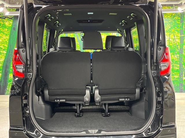 Toyota NOAH 2022-10 7819930-10
