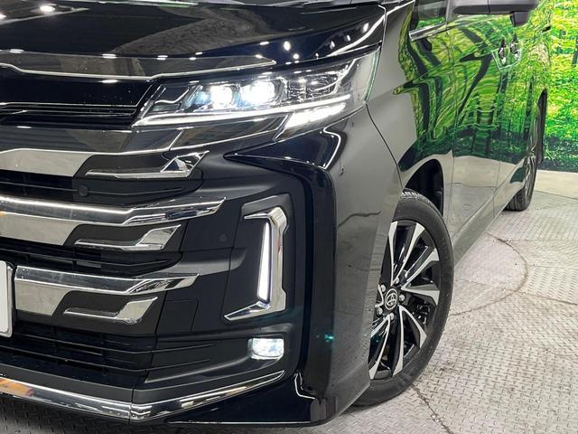 Toyota NOAH 2022-10 7819930-12