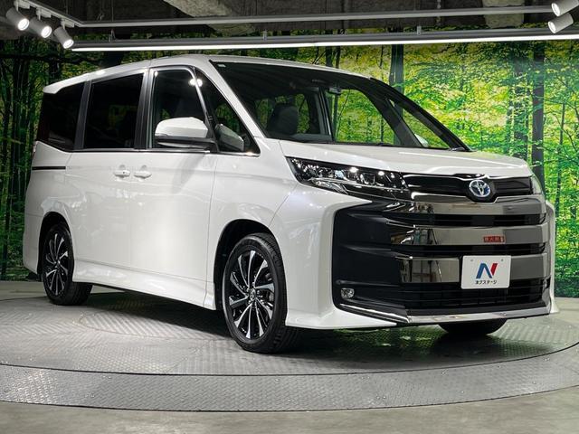 Toyota NOAH 2023-12 7819936-16