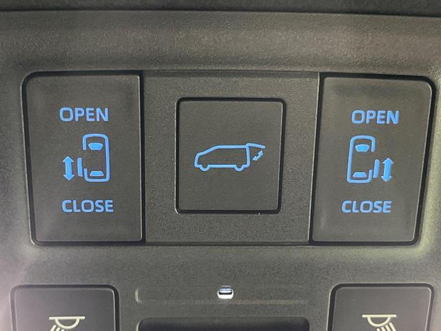 Toyota NOAH 2023-12 7819936-6