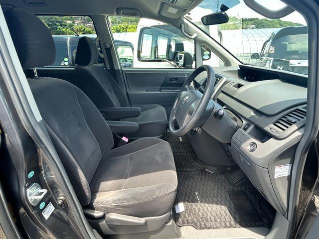 Toyota NOAH 2009-11 7820002-15