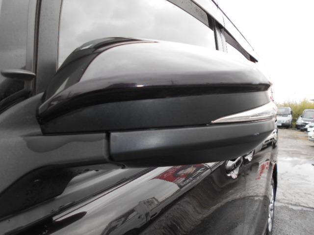 Toyota NOAH 2017-06 7820395-13