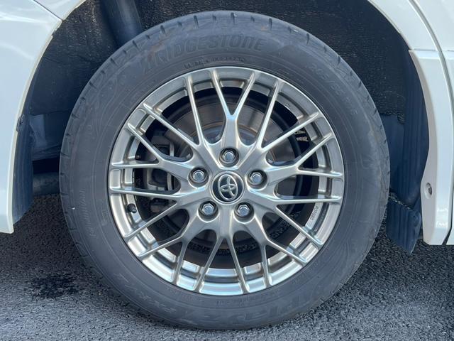 Toyota NOAH 2017-07 7820609-9