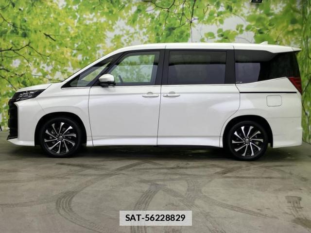Toyota NOAH 2023-06 7820905-1